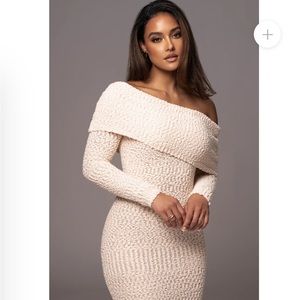 JLUX LABEL CREAM OLIVEA KNIT MAXI DRESS